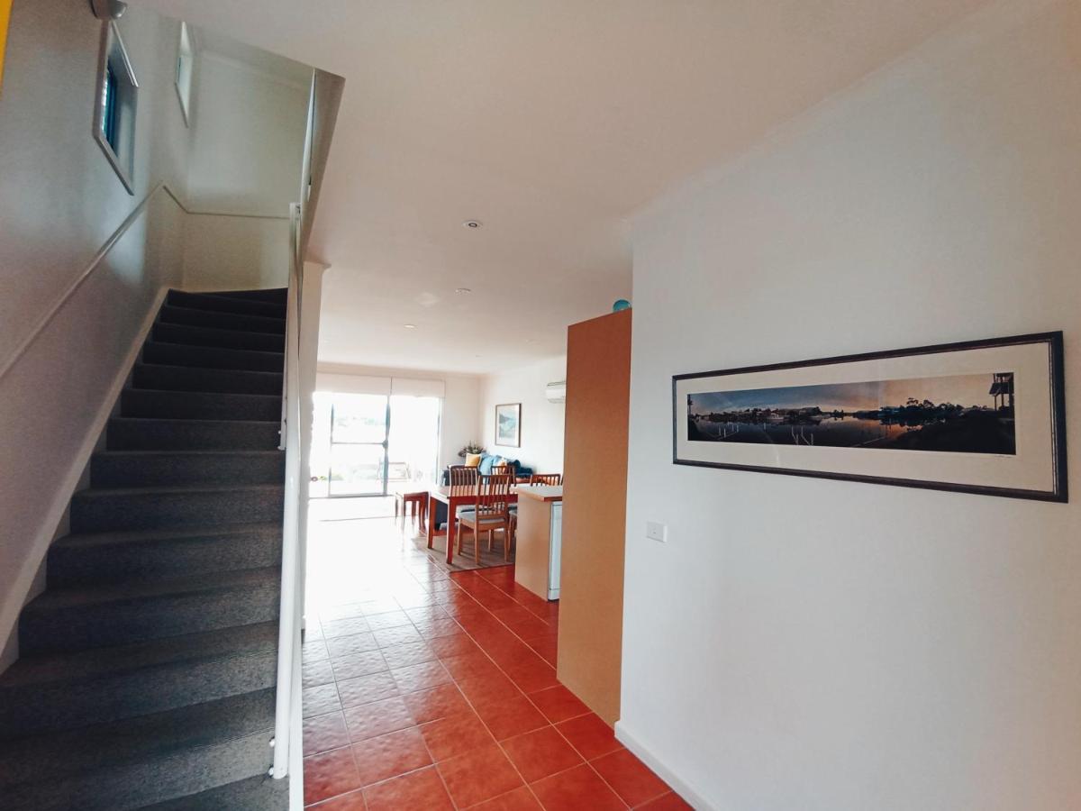 The View - Captains Cove Waterfront Resort เพย์เนสวิลล์ ภายนอก รูปภาพ