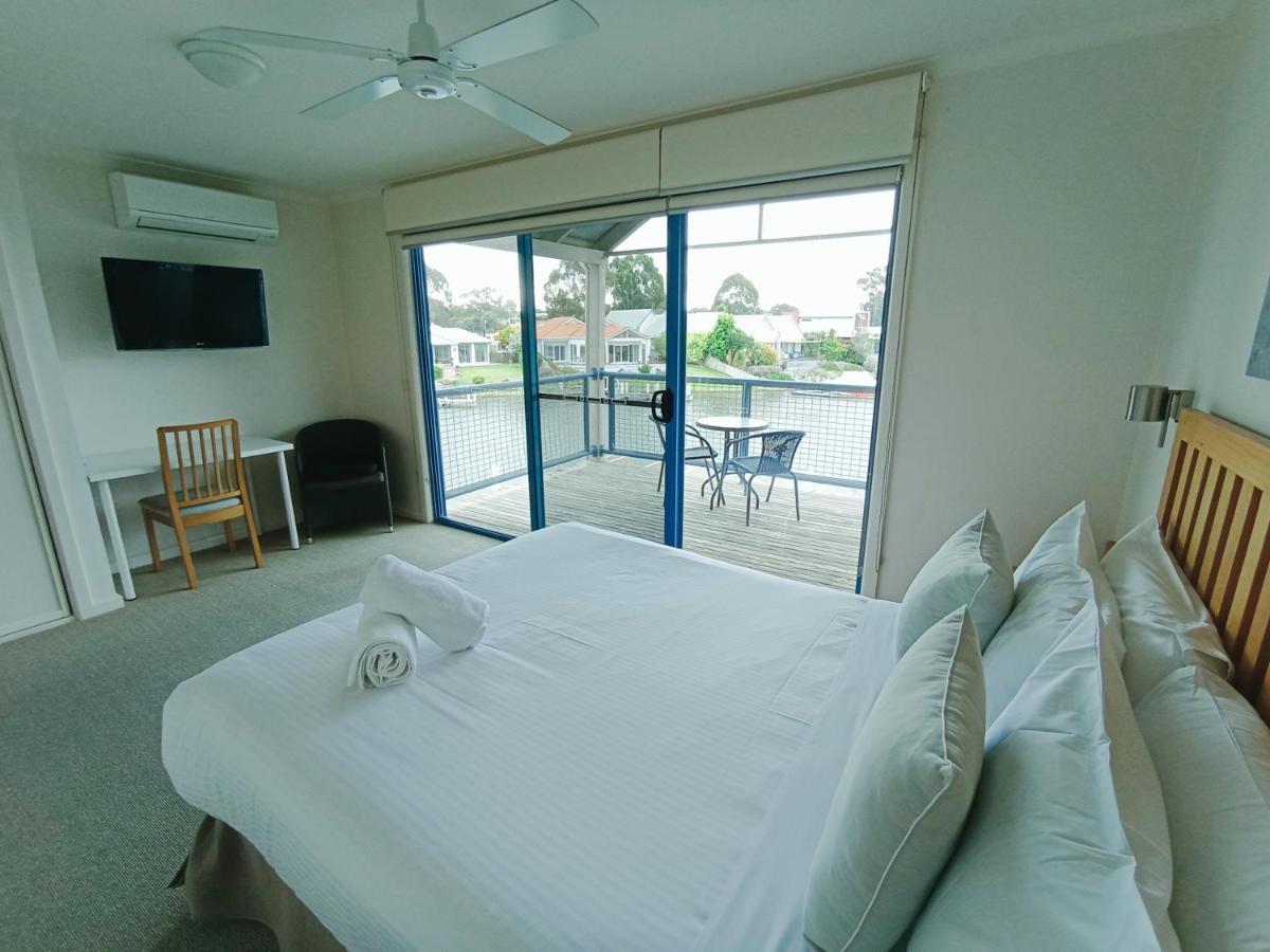 The View - Captains Cove Waterfront Resort เพย์เนสวิลล์ ภายนอก รูปภาพ